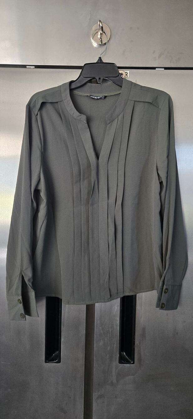 SHEIN Women's Sage Green Pleated Popover Blouse Size XL